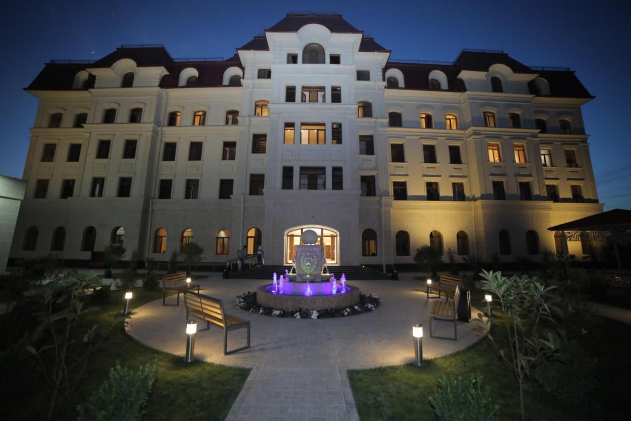 Termez Palace Hotel & Spa Exterior photo